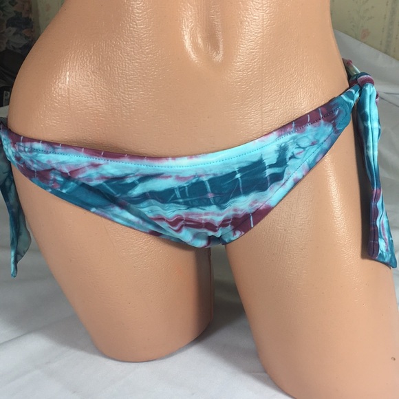 2 - Lot Bikini Bottoms XOXO & Lucky Brand SMALL - Picture 5 of 8